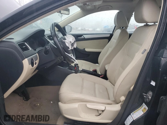 2011 Volkswagen Jetta SEL с VIN 3VWLZ7AJ5BM361174, выставлен на аукционе Copart как лот 44594195 с пробегом 204 030 миль миль и Списание • Salvage title. История ставок и продаж доступна на DreamBid. Изображение 7.