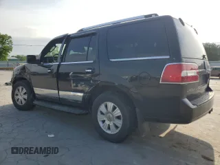 2007 Lincoln Navigator z VIN 5LMFU28597LJ02652, wystawiony jako Copart lot #55172515 z przebiegiem 222 436 mil mil oraz Tytuł czysty. Historia ofert i sprzedaży dostępna na DreamBid. Obrazek 2.