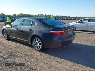 2008 Lexus LS 460 z VIN JTHBL46F785052340, wystawiony jako IAAI lot #41963007 z przebiegiem 142 710 mil mil oraz . Historia ofert i sprzedaży dostępna na DreamBid. Obrazek 3.