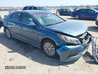 2016 Hyundai Sonata Hybrid SE with VIN KMHE24L1XGA040520, listed as a IAAI auction lot 41870666 with 55,186 mi miles. Bid and sale history available at carsss.com. Image 1.