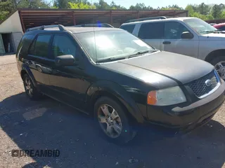 2006 Ford Freestyle Limited with VIN 1FMZK03156GA54072, listed as a IAAI auction lot 42013484 with 154,434 mi miles. Bid and sale history available at carsss.com. Image 1.