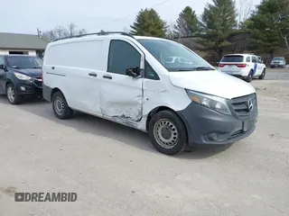 2016 Mercedes-Benz Metris Cargo z VIN WD3PG2EA1G3118424, wystawiony jako IAAI lot #41782839 z przebiegiem Nie podano mil oraz . Historia ofert i sprzedaży dostępna na DreamBid. Obrazek 1.