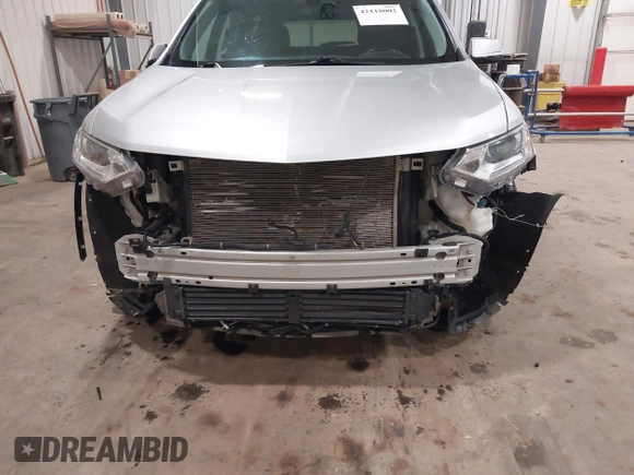 2018 Chevrolet Traverse LT Cloth z VIN 1GNEVGKW9JJ144070, wystawiony jako IAAI lot #42118002 z przebiegiem 142 006 mil mil oraz . Historia ofert i sprzedaży dostępna na DreamBid. Obrazek 6.