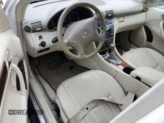 2006 Mercedes-Benz C 280 Luxury z VIN WDBRF54H66A852311, wystawiony jako Copart lot #53780605 z przebiegiem 153 275 mil mil oraz Szkoda całkowita • Salvage title. Historia ofert i sprzedaży dostępna na DreamBid. Obrazek 8.