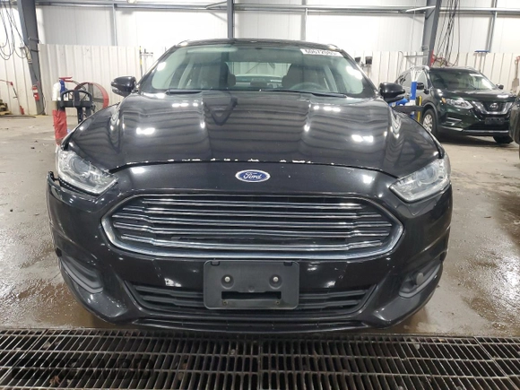 2013 Ford Fusion SE z VIN 3FA6P0H78DR114783, wystawiony jako Copart lot #60672085 z przebiegiem 121 369 mil mil oraz Szkoda całkowita • Salvage title. Historia ofert i sprzedaży dostępna na DreamBid. Obrazek 5.