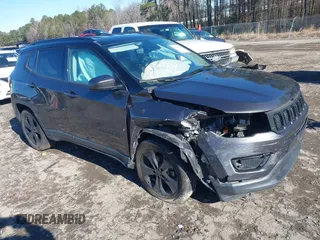 2020 Jeep Compass Latitude w/Sun/Safety Pkg with VIN 3C4NJCBB8LT141103, listed as a IAAI auction lot 41263757 with 128,272 mi miles. Bid and sale history available at carsss.com. Image 1.