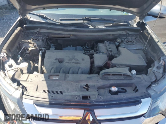 2016 Mitsubishi Outlander SE with VIN JA4AZ3A30GZ000679, listed as a Copart auction lot 61817885 with 81,316 mi miles and Salvage title. Bid and sale history available at DreamBid. Image 12.