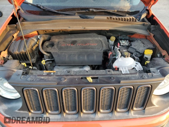 2016 Jeep Renegade Trailhawk with VIN ZACCJBCT9GPC70330, listed as a Copart auction lot 52934805 with 125,113 mi miles and Salvage title. Bid and sale history available at DreamBid. Image 13.
