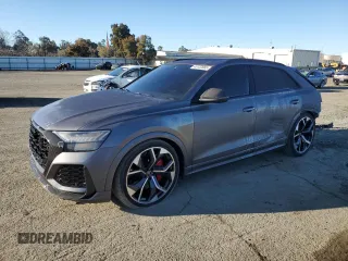 2022 Audi RS Q8 z VIN WU1ARBF14ND010975, wystawiony jako Copart lot #45132665 z przebiegiem 27 088 mil mil oraz Szkoda całkowita • Salvage title. Historia ofert i sprzedaży dostępna na DreamBid. Obrazek 1.