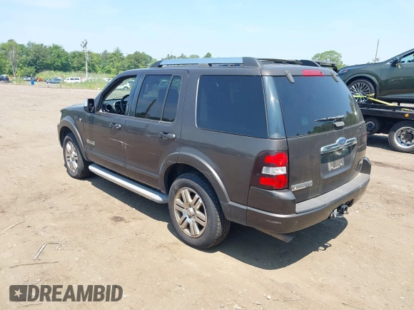 2007 Ford Explorer Limited с VIN 1FMEU75847UB86612, выставлен на аукционе IAAI как лот 42493791 с пробегом 130 082 миль миль и . История ставок и продаж доступна на DreamBid. Изображение 3.