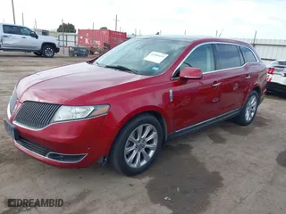 2013 Lincoln MKT EcoBoost with VIN 2LMHJ5AT8DBL50535, listed as a IAAI auction lot 41585415 with 173,543 mi miles. Bid and sale history available at carsss.com. Image 18.