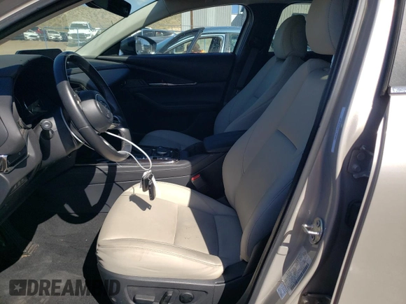 2022 Mazda CX-30 2.5 Turbo with VIN 3MVDMBAY1NM447753, listed as a Copart auction lot 68148334 with 5,180 mi miles and Salvage Title. Bid and sale history available at DreamBid. Image 7.