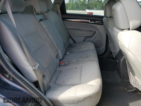 2013 Kia Sorento LX with VIN 5XYKTCA65DG314182, listed as a Copart auction lot 57438425 with 219,691 mi miles and Salvage title. Bid and sale history available at DreamBid. Image 11.