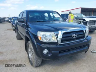 2006 Toyota Tacoma z VIN 3TMLU42N26M003196, wystawiony jako IAAI lot #41841142 z przebiegiem 158 691 mil mil oraz . Historia ofert i sprzedaży dostępna na DreamBid. Obrazek 1.