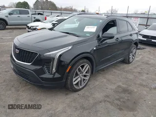 2019 Cadillac XT4 FWD Sport z VIN 1GYFZER49KF178096, wystawiony jako IAAI lot #41611247 z przebiegiem 37 971 mil mil oraz . Historia ofert i sprzedaży dostępna na DreamBid. Obrazek 20.