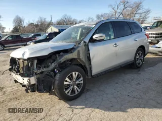 2019 Nissan Pathfinder SV with VIN 5N1DR2MN9KC628001, listed as a Copart auction lot 84686584 with 166,777 mi miles and Salvage title. Bid and sale history available at DreamBid. Image 1.