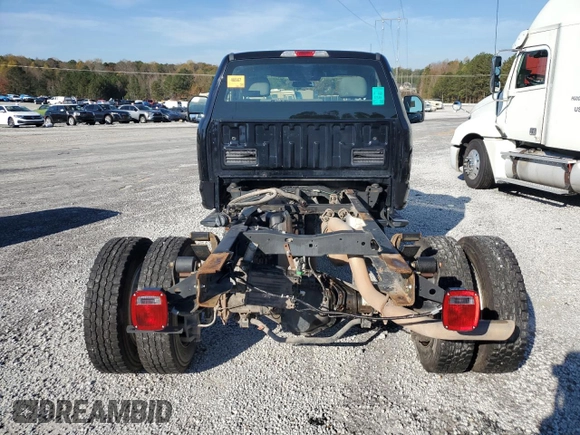 2019 Ford Super Duty F-450 DRW XL with VIN 1FDUF4GY7KED57079, listed as a Copart auction lot 80955984 with 237,937 mi miles and Clean Title. Bid and sale history available at carsss.com. Image 6.