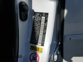 2011 Lexus CT 200h z VIN JTHKD5BH0B2046799, wystawiony jako Copart lot #58246525 z przebiegiem 130 019 mil mil oraz Szkoda całkowita • Salvage title. Historia ofert i sprzedaży dostępna na DreamBid. Obrazek 12.