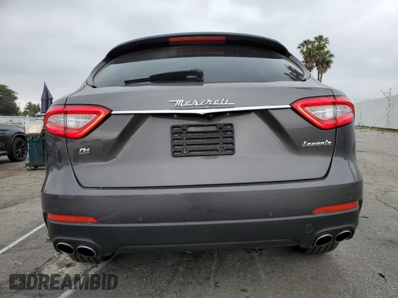 2018 Maserati Levante with VIN ZN661XUA7JX270207, listed as a Copart auction lot 55647243 with 21,557 mi miles. Bid and sale history available at carsss.com. Image 6.
