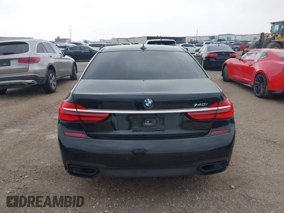 2017 BMW 7 Series 740i z VIN WBA7E2C36HG741092, wystawiony jako IAAI lot #42029625 z przebiegiem 60 389 mil mil oraz . Historia ofert i sprzedaży dostępna na DreamBid. Obrazek 16.