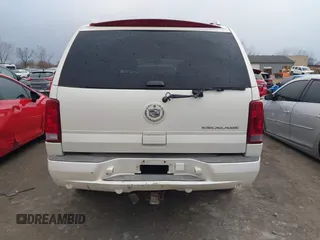 2005 Cadillac Escalade with VIN 1GYEK63NX5R121562, listed as a IAAI auction lot 41923728 with 242,610 mi miles and . Bid and sale history available at DreamBid. Image 17.