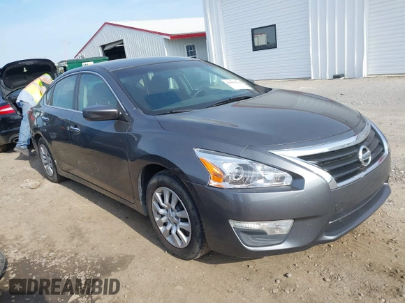 2015 Nissan Altima S with VIN 1N4AL3AP1FN324035, listed as a IAAI auction lot 42005278 with 211,529 mi miles and . Bid and sale history available at DreamBid. Image 1.