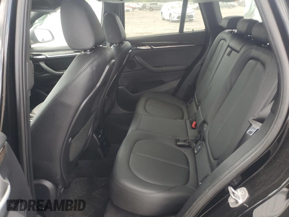 2017 BMW X1 xDrive28i with VIN WBXHT3C39H5F81200, listed as a Copart auction lot 55304485 with 88,948 mi miles and Salvage Title. Bid and sale history available at DreamBid. Image 11.
