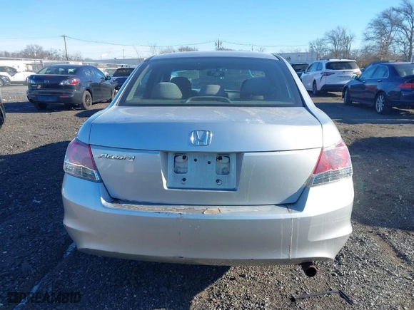 2009 Honda Accord Sdn LX with VIN 1HGCP26339A028518, listed as a IAAI auction lot 41283995 with 193,869 mi miles. Bid and sale history available at carsss.com. Image 16.