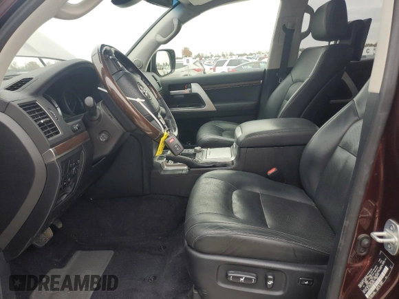 2017 Toyota Land Cruiser z VIN JTMCY7AJ9H4053712, wystawiony jako Copart lot #81350794 z przebiegiem 124 942 mil mil oraz Szkoda całkowita • Salvage title. Historia ofert i sprzedaży dostępna na DreamBid. Obrazek 7.