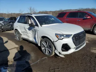 2022 Audi Q3 S line Premium Plus with VIN WA1EECF38N1075972, listed as a Copart auction lot 42733755 with 59,152 mi miles and Non Repairable. Bid and sale history available at carsss.com. Image 4.