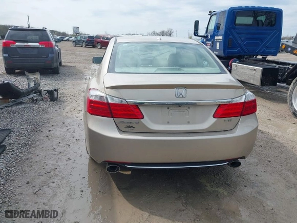 2014 Honda Accord Sedan EX-L with VIN 1HGCR3F83EA017427, listed as a IAAI auction lot 41942810 with 107,976 mi miles. Bid and sale history available at carsss.com. Image 17.