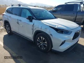 2024 Toyota Highlander LE with VIN 5TDKDRBH5RS551491, listed as a IAAI auction lot 41778674 with 8,645 mi miles and . Bid and sale history available at DreamBid. Image 1.