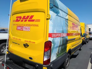 2019 Ford Transit z VIN 1FTYR3XM3KKA38669, wystawiony jako IAAI lot #42619599 z przebiegiem 135 929 mil mil oraz . Historia ofert i sprzedaży dostępna na DreamBid. Obrazek 11.