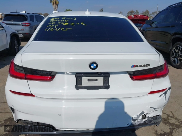 2020 BMW 3 Series M340i with VIN 3MW5U7J03L8B43176, listed as a IAAI auction lot 41450902 with 61,118 mi miles. Bid and sale history available at carsss.com. Image 16.