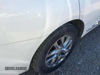 2014 Infiniti QX60 with VIN 5N1AL0MN7EC511028, listed as a IAAI auction lot 42095700 with 154,772 mi miles. Bid and sale history available at carsss.com. Image 17.