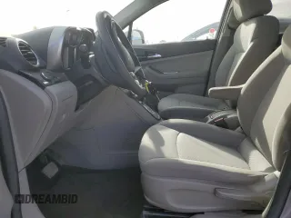 2012 Chevrolet Orlando 1LT z VIN KL77P2EM2CK508865, wystawiony jako Copart lot #76769314 z przebiegiem 100 074 mil mil oraz Szkody całkowita. Historia ofert i sprzedaży dostępna na DreamBid. Obrazek 7.