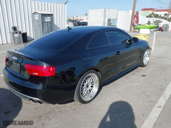 2014 Audi S5 Prestige with VIN WAUVGAFR5EA040599, listed as a IAAI auction lot 41856135 with 70,590 mi miles. Bid and sale history available at carsss.com. Image 4.