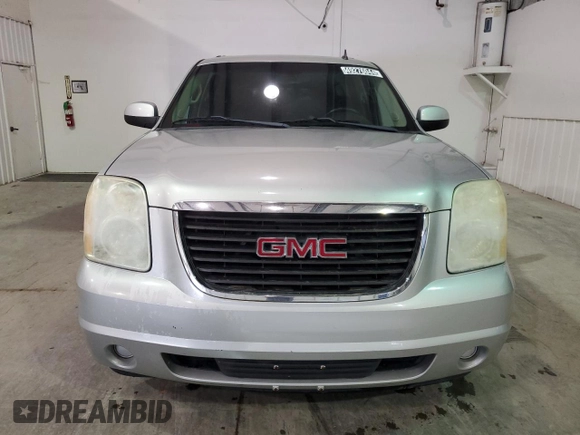 2011 GMC Yukon XL SLE with VIN 1GKS1HE01BR373533, listed as a Copart auction lot 49276044 with 153,428 mi miles and Clean Title. Bid and sale history available at carsss.com. Image 5.