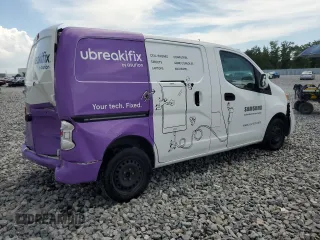 2019 Nissan NV200 SV with VIN 3N6CM0KN1KK707028, listed as a Copart auction lot 60193775 with 159,775 mi miles and Non repairable. Bid and sale history available at DreamBid. Image 3.