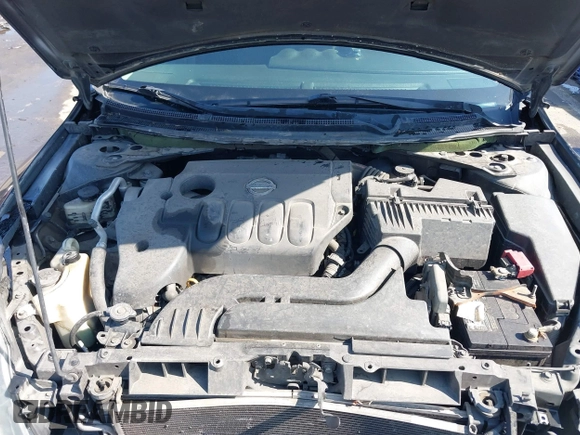 2007 Nissan Altima 2.5 with VIN 1N4AL21E57N429557, listed as a IAAI auction lot 41621114 with 173,525 mi miles. Bid and sale history available at carsss.com. Image 10.