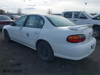2000 Chevrolet Malibu with VIN 1G1ND52J9Y6101357, listed as a IAAI auction lot 41713144 with 1 mi miles. Bid and sale history available at carsss.com. Image 3.