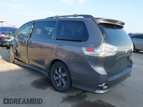 2012 Toyota Sienna SE with VIN 5TDXK3DC3CS176184, listed as a IAAI auction lot 41508814 with 162,052 mi miles. Bid and sale history available at carsss.com. Image 3.