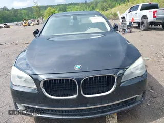 2011 BMW 7 Series 740Li with VIN WBAKB4C5XBC392890, listed as a IAAI auction lot 42108817 with 162,874 mi miles. Bid and sale history available at carsss.com. Image 6.