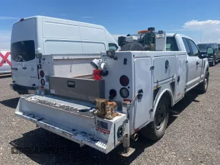 2019 Ford F-350 XL with VIN 1FD7X3A64KEG78525, listed as a IAAI auction lot 42726883 with 157,975 mi miles and . Bid and sale history available at DreamBid. Image 13.