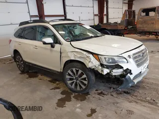 2015 Subaru Outback Limited с VIN 4S4BSBNC2F3293369, выставлен на аукционе IAAI как лот 41353728 с пробегом 142 912 миль миль и . История ставок и продаж доступна на DreamBid. Изображение 1.
