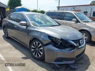 2016 Nissan Altima SR z VIN 1N4AL3AP5GC160818, wystawiony jako IAAI lot #42159742 z przebiegiem 94 034 mil mil oraz . Historia ofert i sprzedaży dostępna na DreamBid. Obrazek 1.