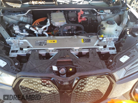 2022 BMW iX xDrive50 с VIN WB523CF00NCK44547, выставлен на аукционе Copart как лот 55262775 с пробегом 22 664 миль миль и Списание • Salvage title. История ставок и продаж доступна на DreamBid. Изображение 11.