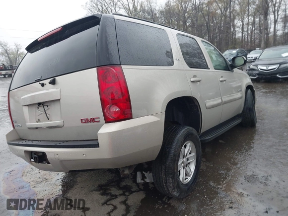 2007 GMC Yukon SLT z VIN 1GKFK13037J282696, wystawiony jako IAAI lot #41996538 z przebiegiem 143 607 mil mil oraz . Historia ofert i sprzedaży dostępna na DreamBid. Obrazek 4.