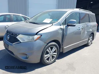 2013 Nissan Quest LE z VIN JN8AE2KPXD9069232, wystawiony jako IAAI lot #42101529 z przebiegiem 250 544 mil mil oraz . Historia ofert i sprzedaży dostępna na DreamBid. Obrazek 2.