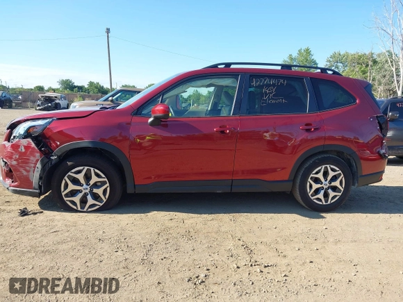 2023 Subaru Forester Premium with VIN JF2SKAEC0PH460025, listed as a IAAI auction lot 42774474 with 15,677 mi miles and . Bid and sale history available at DreamBid. Image 14.